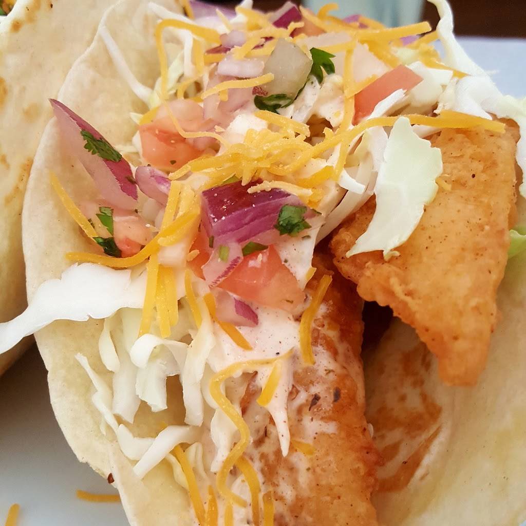 Luckys Prime Time | restaurant | 1330 Walton Blvd, Rochester Hills, MI 48309, USA | 2486568707 OR +1 248-656-8707