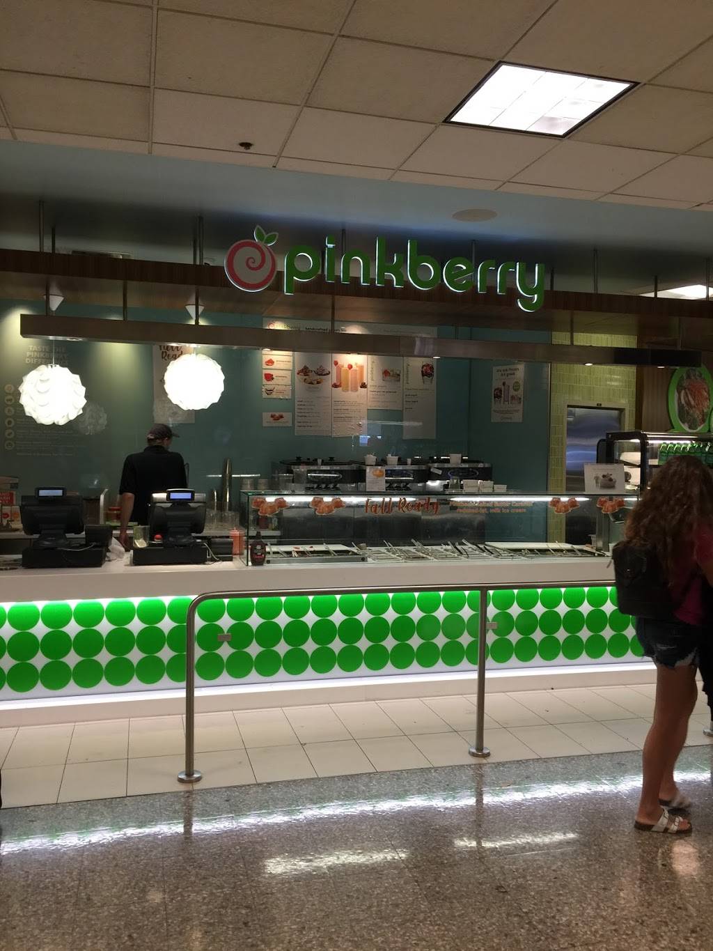 UFood Grill | restaurant | Concourse C, 776 N Terminal Dr, Salt Lake City, UT 84122, USA | 8013226307 OR +1 801-322-6307