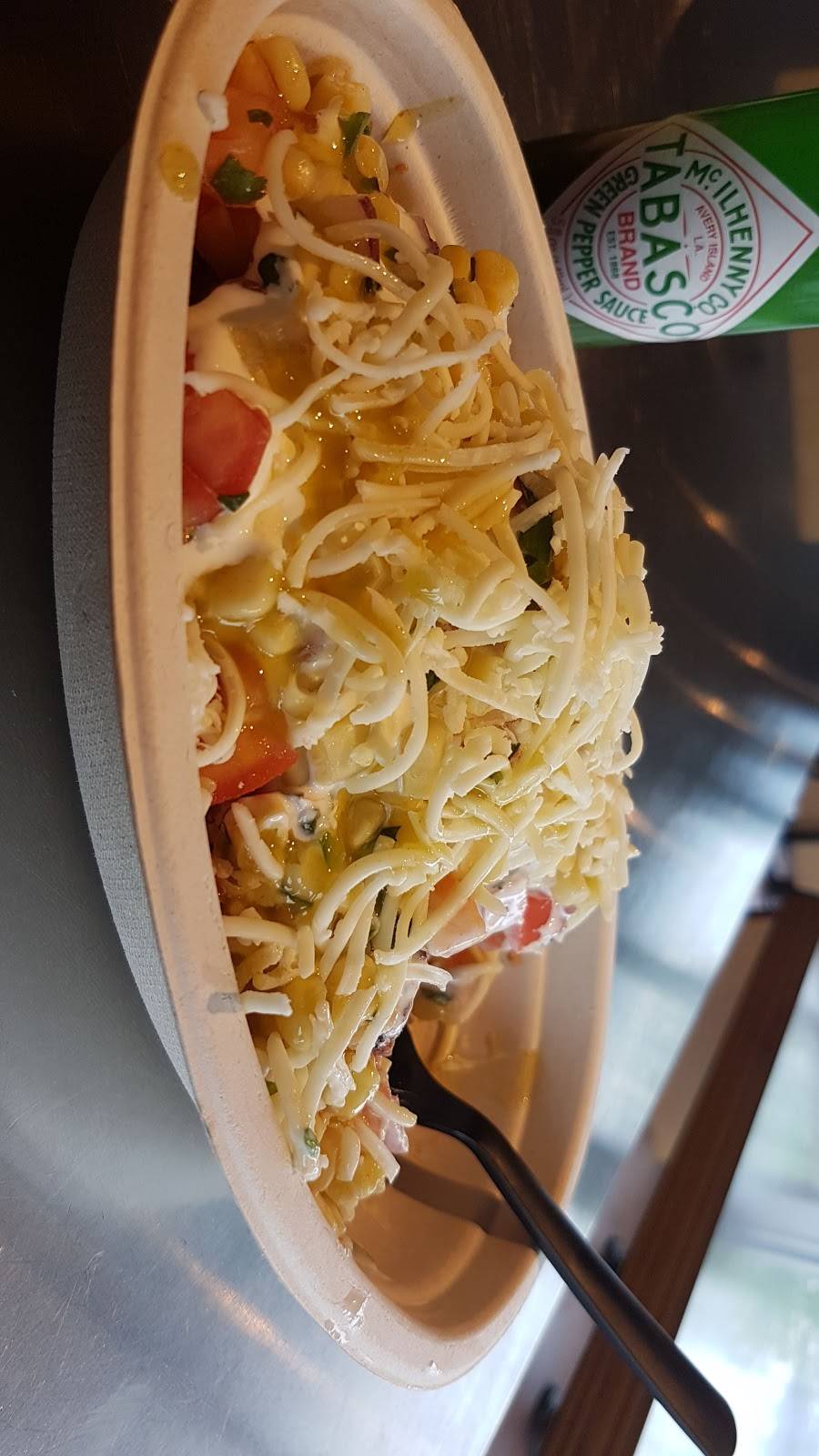 Chipotle Mexican Grill | restaurant | 1013 W Lincoln Hwy Ste A, DeKalb, IL 60115, USA | 8157563715 OR +1 815-756-3715