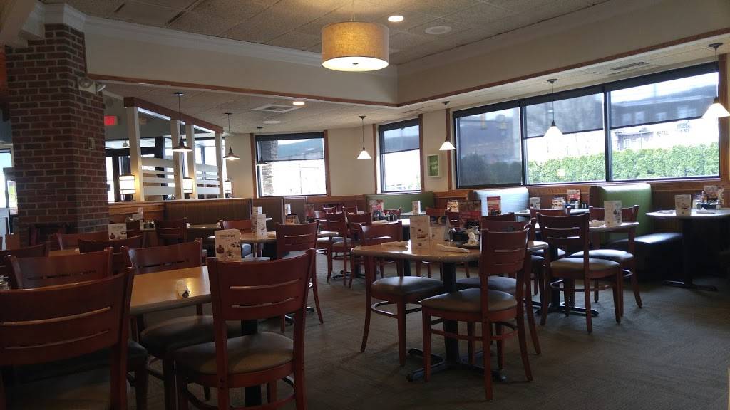 Perkins Restaurant & Bakery | restaurant | 205 W 3rd St, Bethlehem, PA 18018, USA | 6108670262 OR +1 610-867-0262
