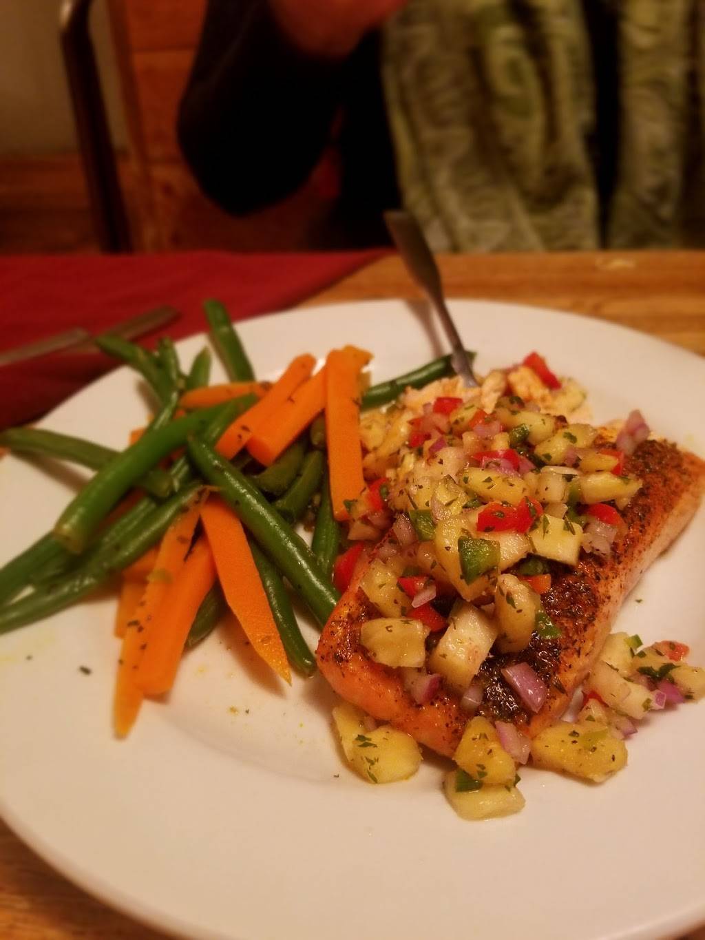 Tooky Mills Pub | restaurant | 9 Depot St, Hillsboro, NH 03244, USA | 6034646700 OR +1 603-464-6700