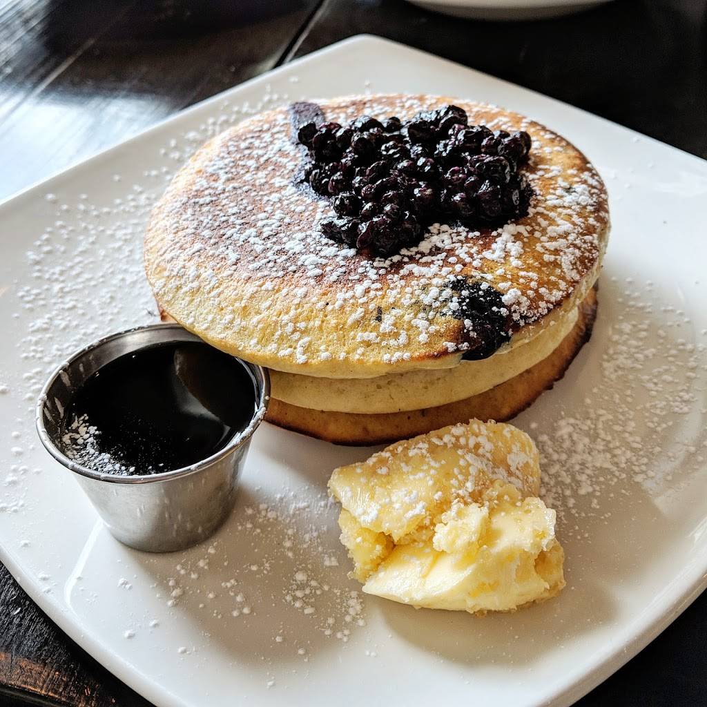 Via Cibo | restaurant | 808 York Mills Rd #14, North York, ON M3B 1X8, Canada | 6473527556 OR +1 647-352-7556