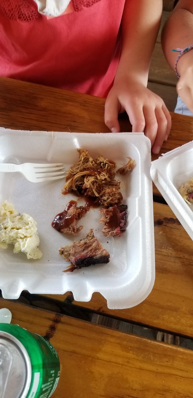 Lillies Q | restaurant | 9848 US-98, Miramar Beach, FL 32550, USA | 8506543911 OR +1 850-654-3911