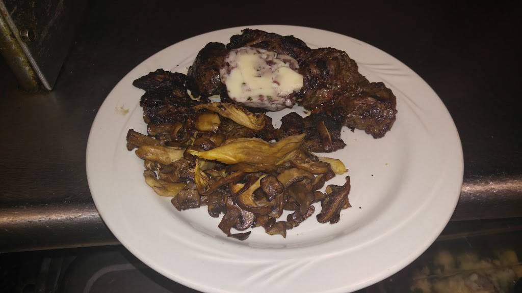 The Italian Grille | restaurant | 227 N S Duesenberg Dr, Auburn, IN 46706, USA | 2609259400 OR +1 260-925-9400