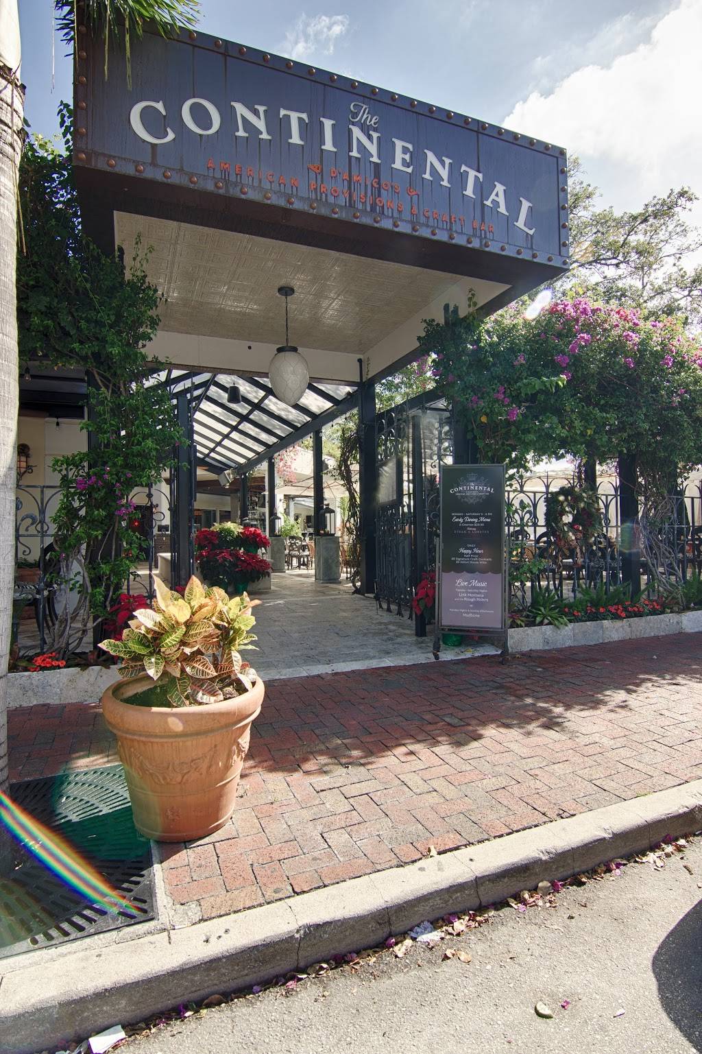 DAmicos The Continental | restaurant | 1205 3rd St S, Naples, FL 34102, USA | 2396590007 OR +1 239-659-0007