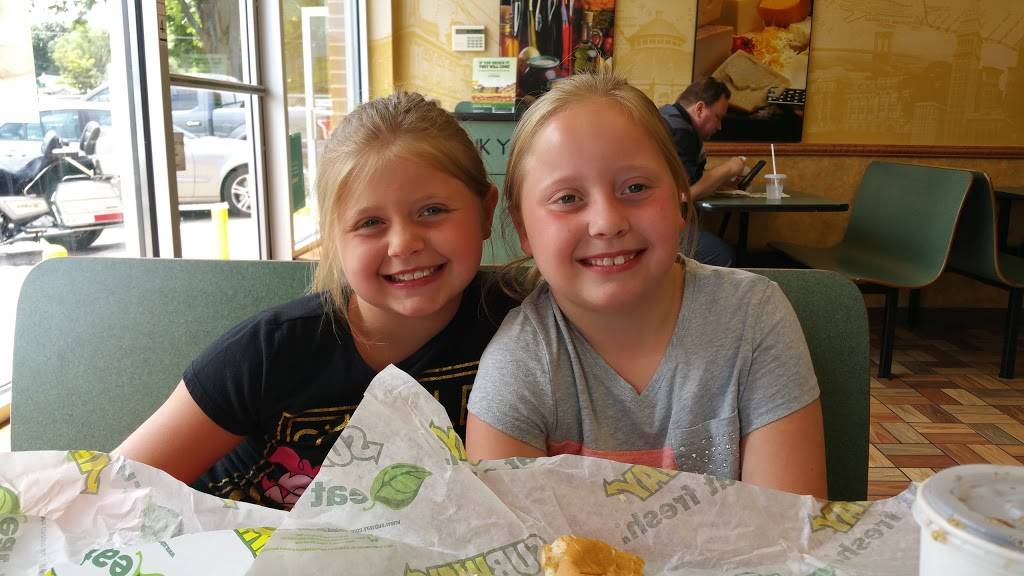 Subway | restaurant | 5447 Secor Rd, Toledo, OH 43623, USA | 4194745892 OR +1 419-474-5892