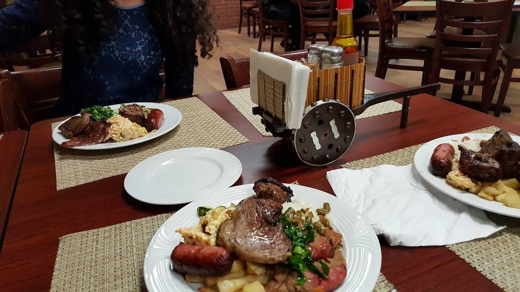 Delicias De Minas Bar & Restaurant | restaurant | 168 McWhorter St, Newark, NJ 07105, USA | 9735891920 OR +1 973-589-1920