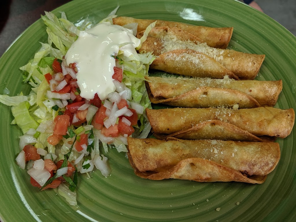 Lorenas Deli | restaurant | 10997 Nokesville Rd, Manassas, VA 20110, USA | 7033315511 OR +1 703-331-5511