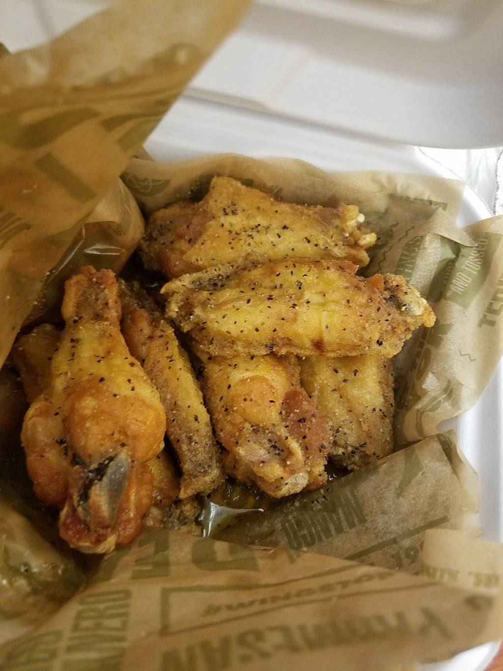 Wingstop | restaurant | 8470 Annapolis Rd #3, New Carrollton, MD 20784, USA | 2405827630 OR +1 240-582-7630