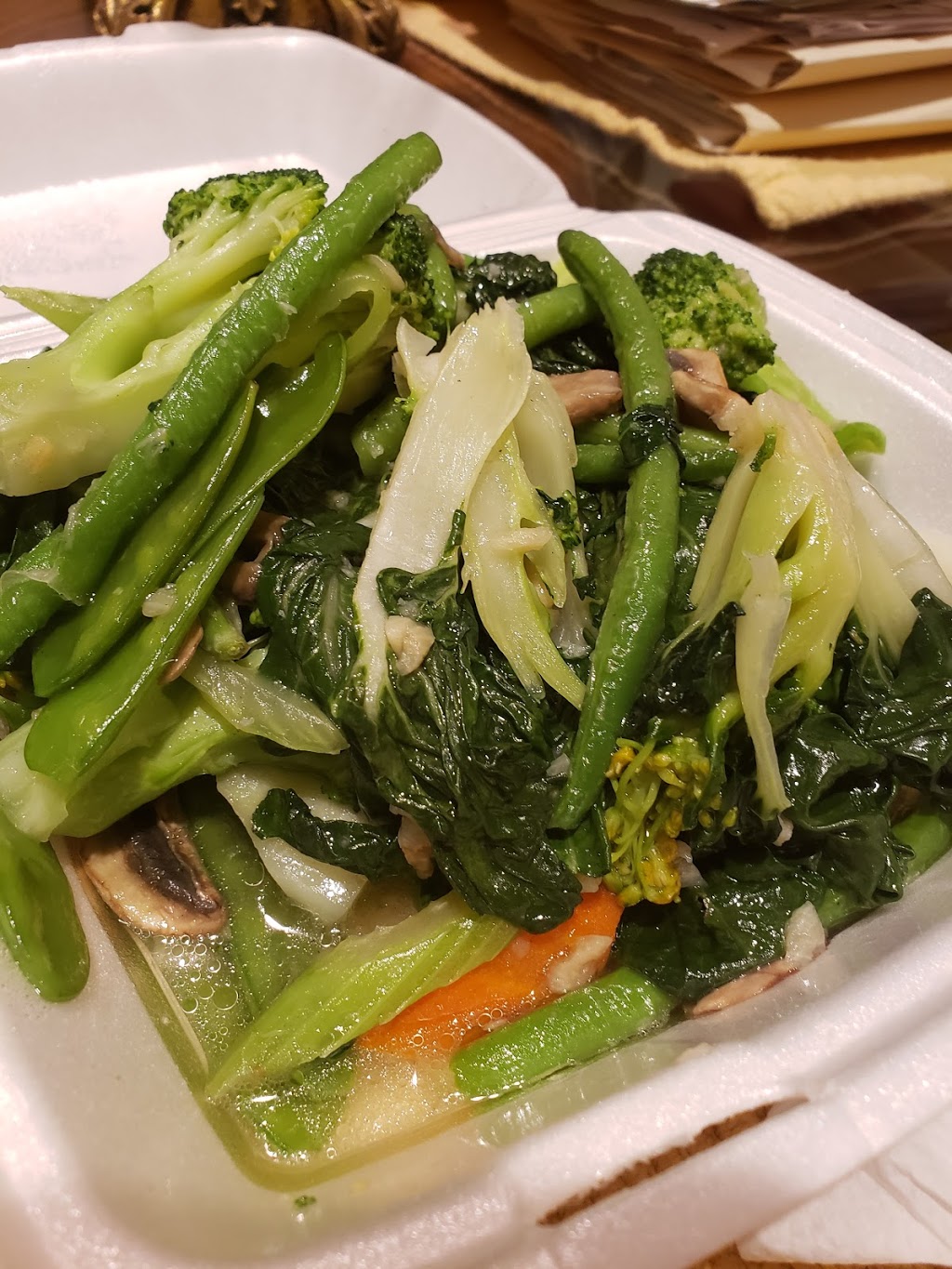 New Station Seafood | restaurant | 1800 Broadway, Sacramento, CA 95818, USA | 9164466688 OR +1 916-446-6688