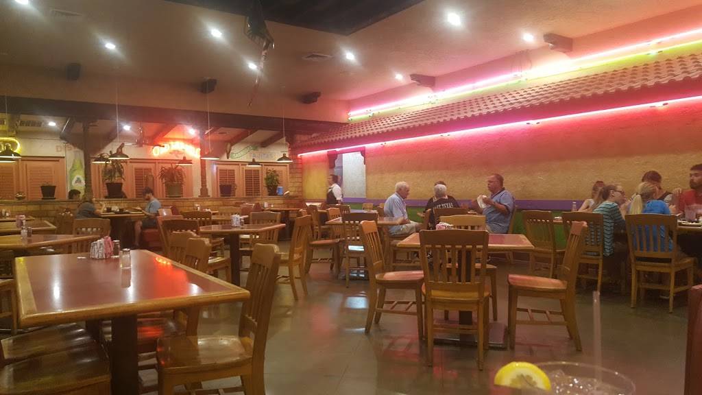 Juan Pablos | restaurant | 1216 Mockingbird Ln, Sulphur Springs, TX 75482, USA | 9038850066 OR +1 903-885-0066