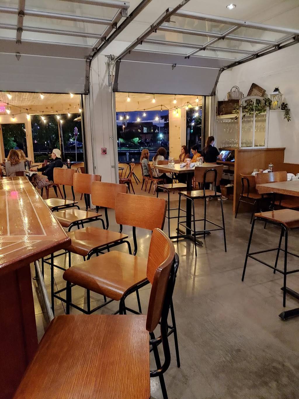 Prescotts Provisions | restaurant | 40 E Niagara St, Tonawanda, NY 14150, USA | 7165251260 OR +1 716-525-1260