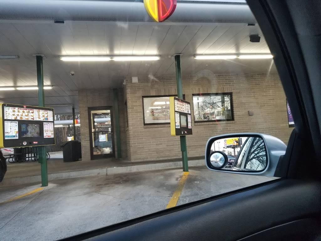 Sonic Drive-In | restaurant | 2705 Cobb Pkwy NW, Kennesaw, GA 30144, USA | 6782909990 OR +1 678-290-9990