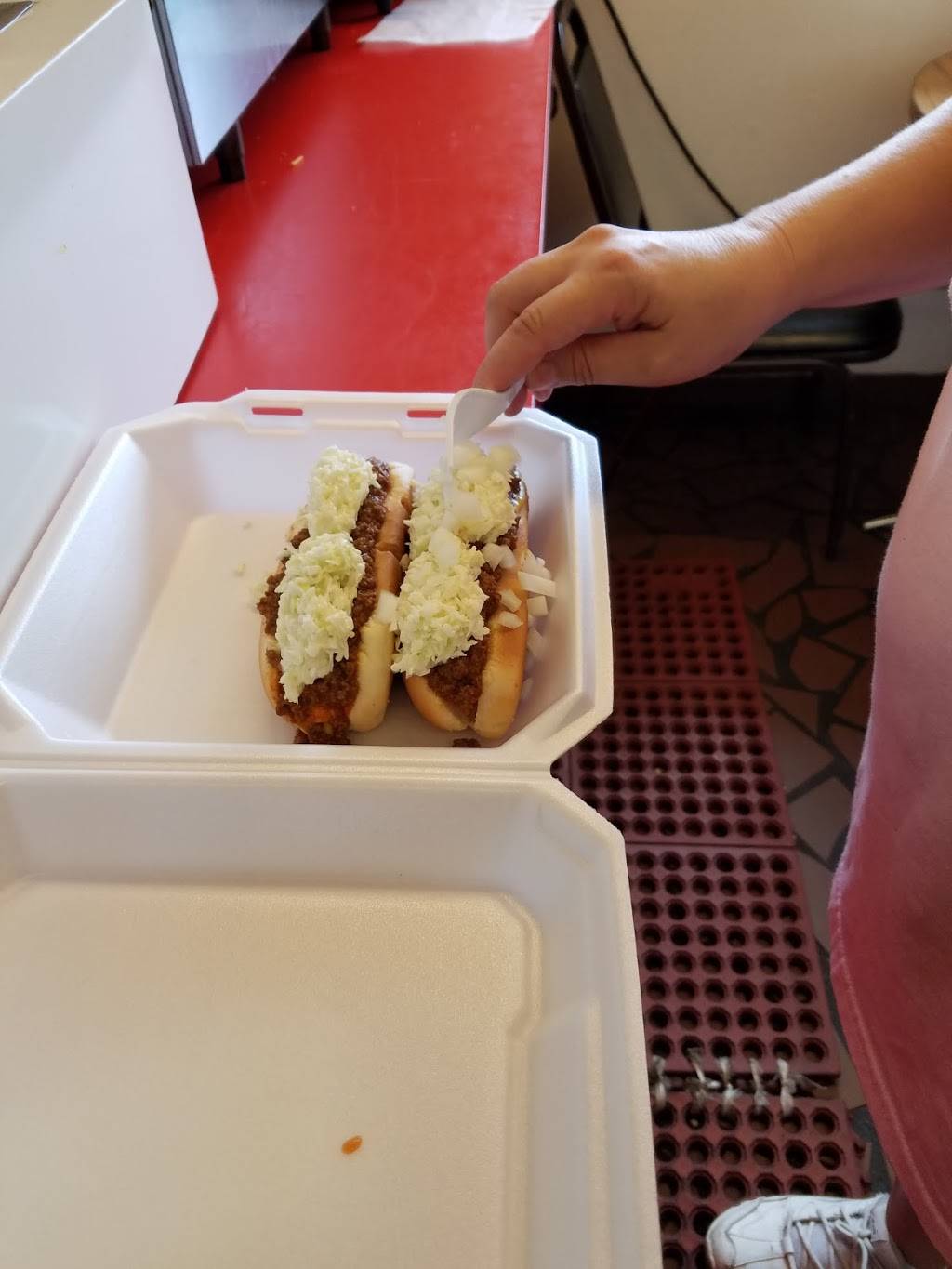 Chow Dog | restaurant | 2572 Covington Hwy, Conyers, GA 30012, USA | 7704838798 OR +1 770-483-8798
