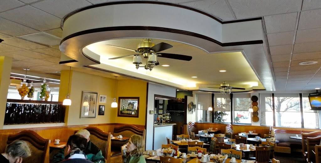 Mothers Day Restaurant | restaurant | 8815 Cermak Rd, North Riverside, IL 60546, USA | 7084420400 OR +1 708-442-0400