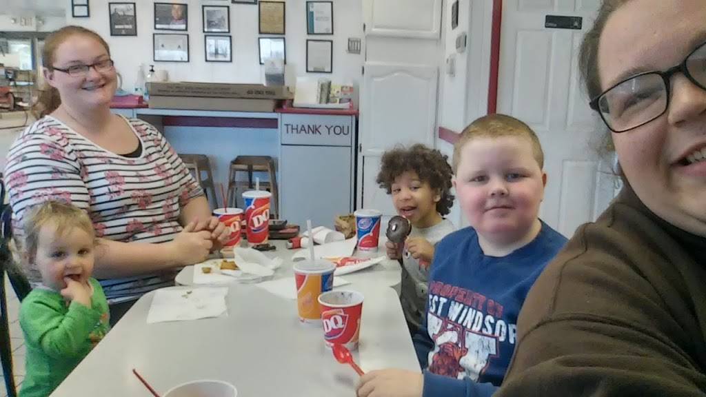 Dairy Queen Store | restaurant | 244 W 1st St, Gibson City, IL 60936, USA | 2177845125 OR +1 217-784-5125