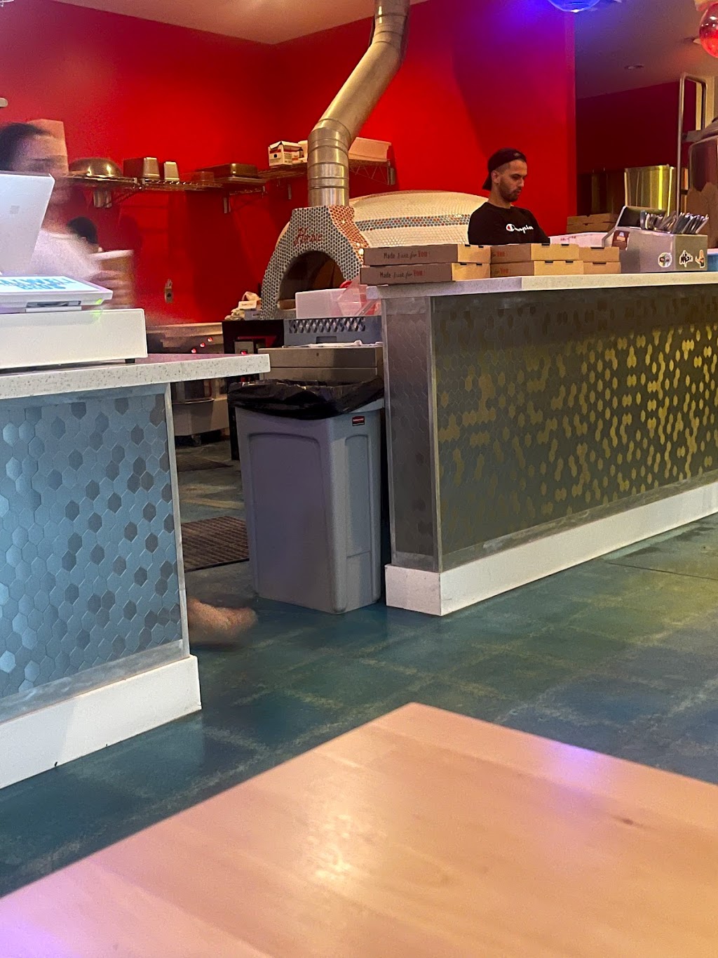 Maxwell Bros Clothing Store | restaurant | 17395 S Dixie Hwy, Palmetto Bay, FL 33157, USA | 3057412722 OR +1 305-741-2722