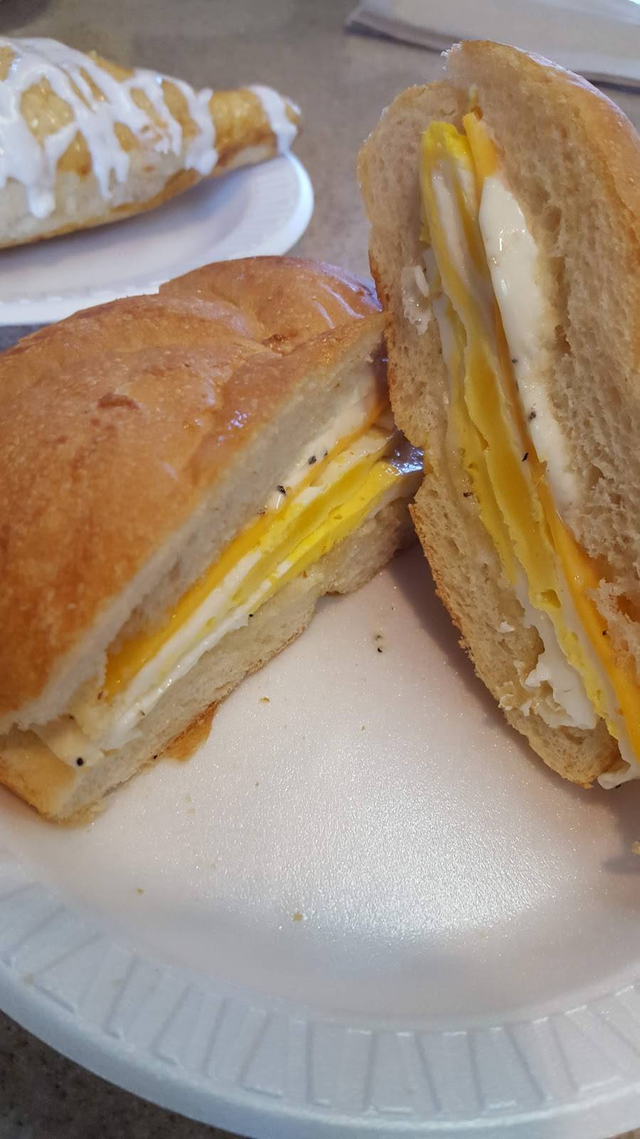 North Road Deli & Caterers | restaurant | 46520 Middle Rd, Southold, NY 11971, USA | 6317654110 OR +1 631-765-4110