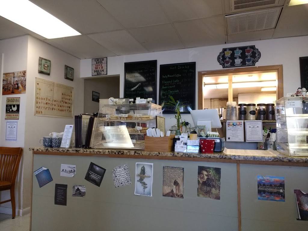 Martha Sues Cookies | restaurant | 737 Denver Ave, Fort Lupton, CO 80621, USA | 3034232987 OR +1 303-423-2987