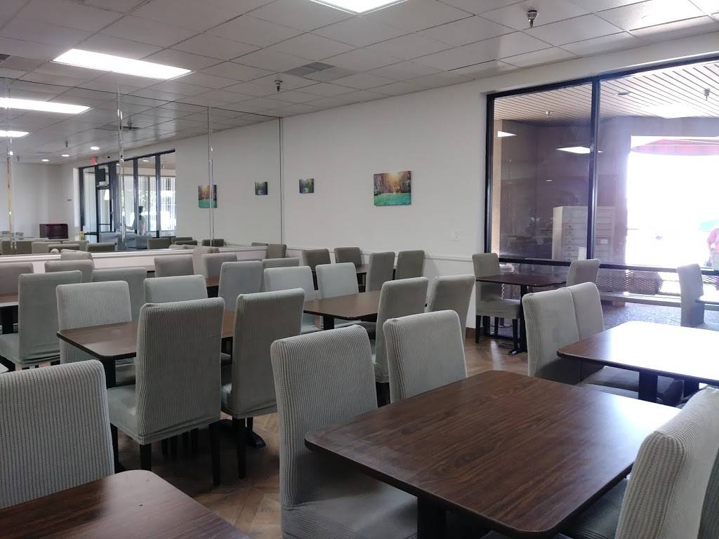 Lutong Bahay | restaurant | 9250 N 43rd Ave Ste 14, Glendale, AZ 85302, USA | 6027030590 OR +1 602-703-0590