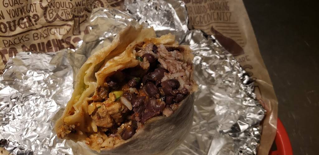 Chipotle Mexican Grill | restaurant | 366 N 12th Ave Ste 113, Hanford, CA 93230, USA | 5595822021 OR +1 559-582-2021