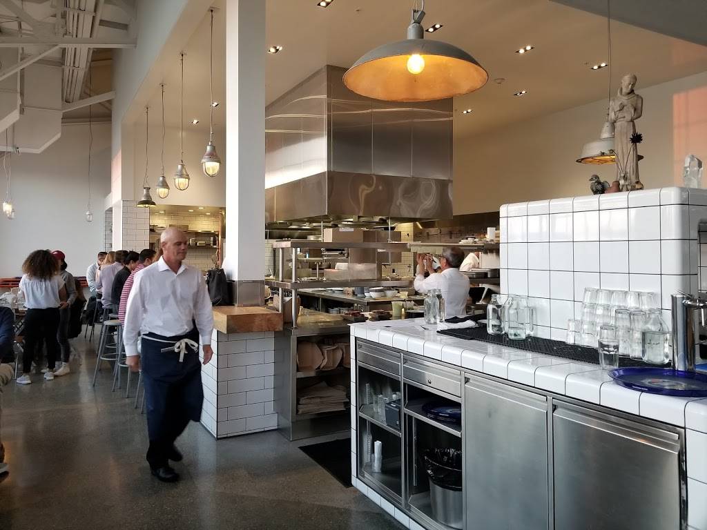 Radhaus | restaurant | Landmark Building A, San Francisco, CA 94109, USA | 4154454556 OR +1 415-445-4556