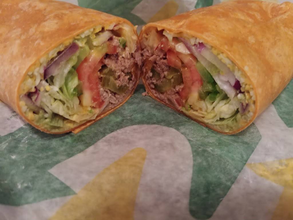 Subway | restaurant | 4500 Gosford Rd, Bakersfield, CA 93313, USA | 6613989700 OR +1 661-398-9700