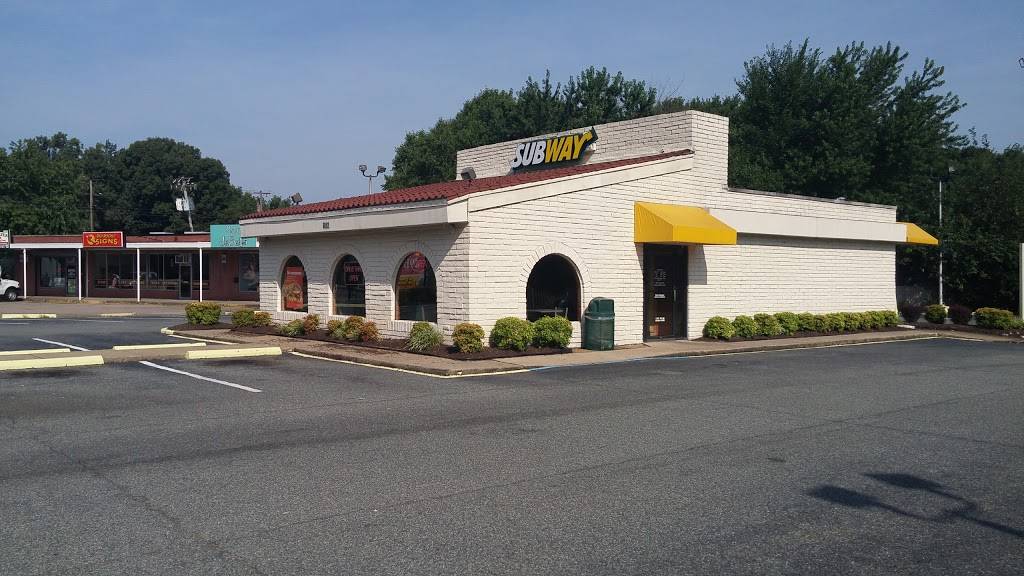 Subway | restaurant | 1807 E Pembroke Ave, Hampton, VA 23663, USA | 7577229513 OR +1 757-722-9513