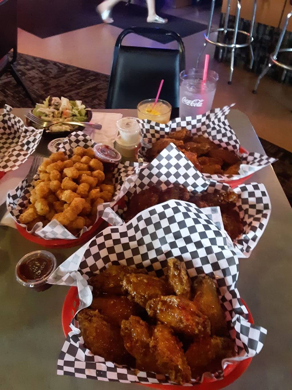 2121 Tavern | restaurant | 2121 112th St E #3729, Tacoma, WA 98445, USA | 2535362100 OR +1 253-536-2100