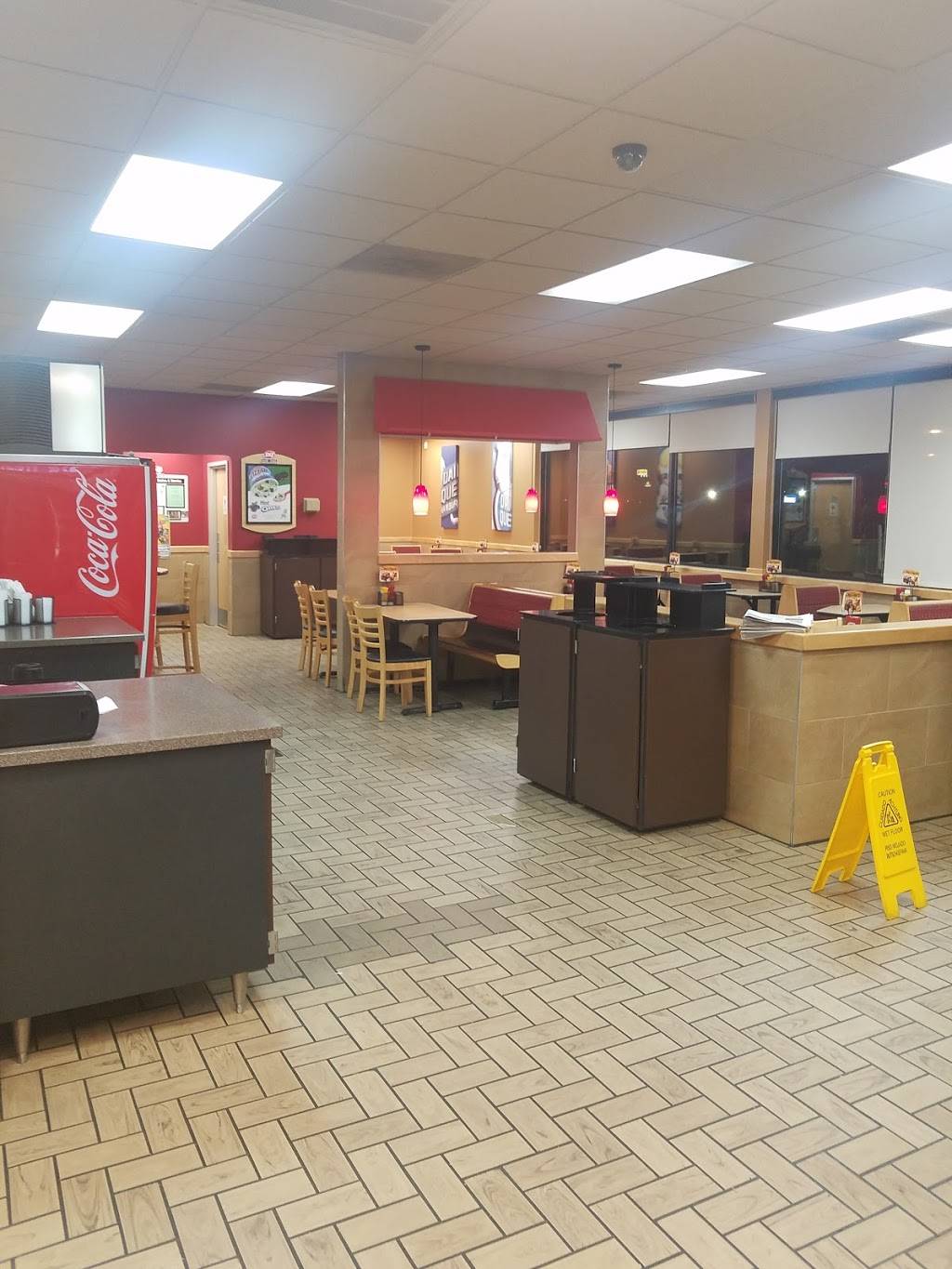 Dairy Queen Grill & Chill | restaurant | 131 N Keeneland Dr, Richmond, KY 40475, USA | 8596233625 OR +1 859-623-3625