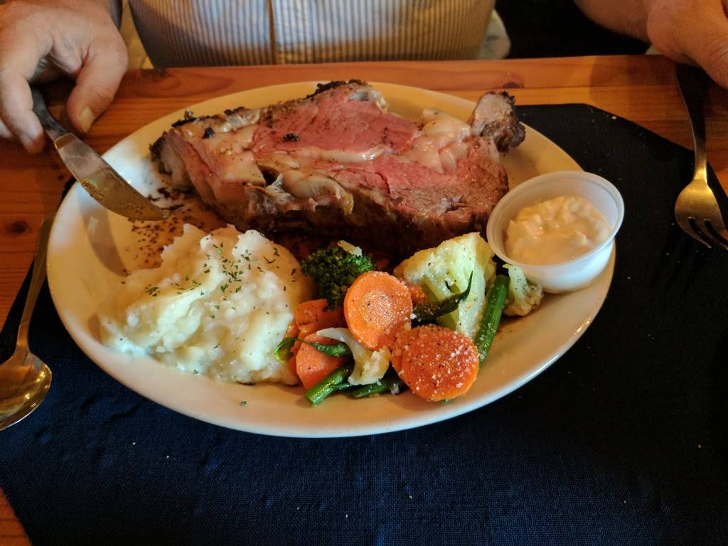 Stormys Spirits & Supper | restaurant | 6650 Bloomfield Rd, Petaluma, CA 94952, USA | 7077950127 OR +1 707-795-0127