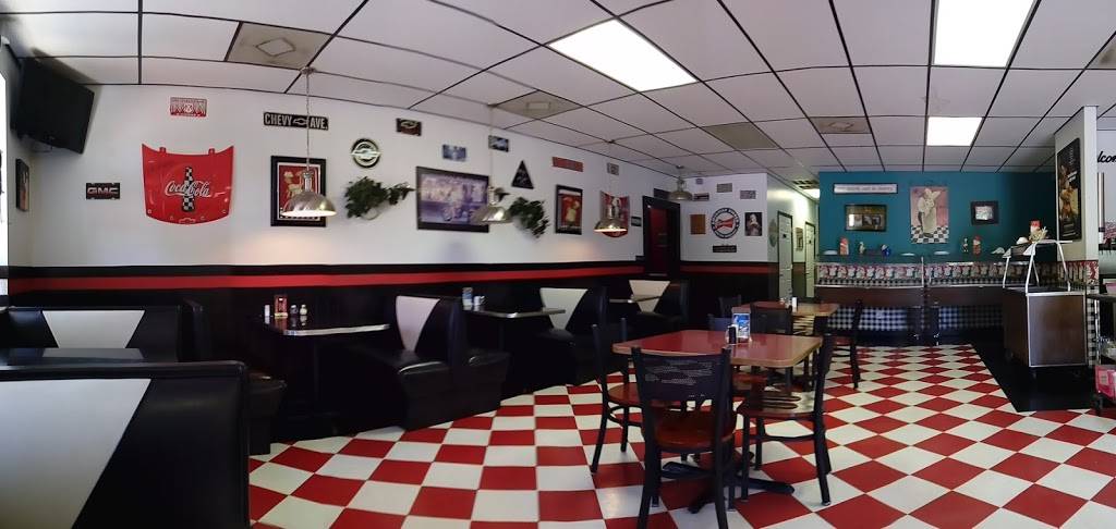 Toasted Dough Neighborhood Pizzeria | restaurant | 6805 TN-13, Erin, TN 37061, USA | 9312895151 OR +1 931-289-5151