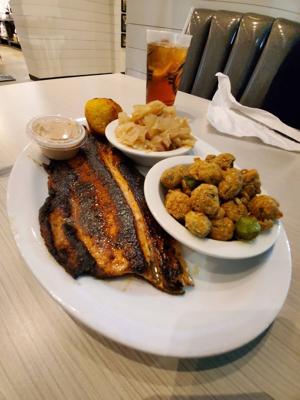 Soul Fish Cafe | restaurant | 8413 US-64, Memphis, TN 38133, USA | 9012071583 OR +1 901-207-1583