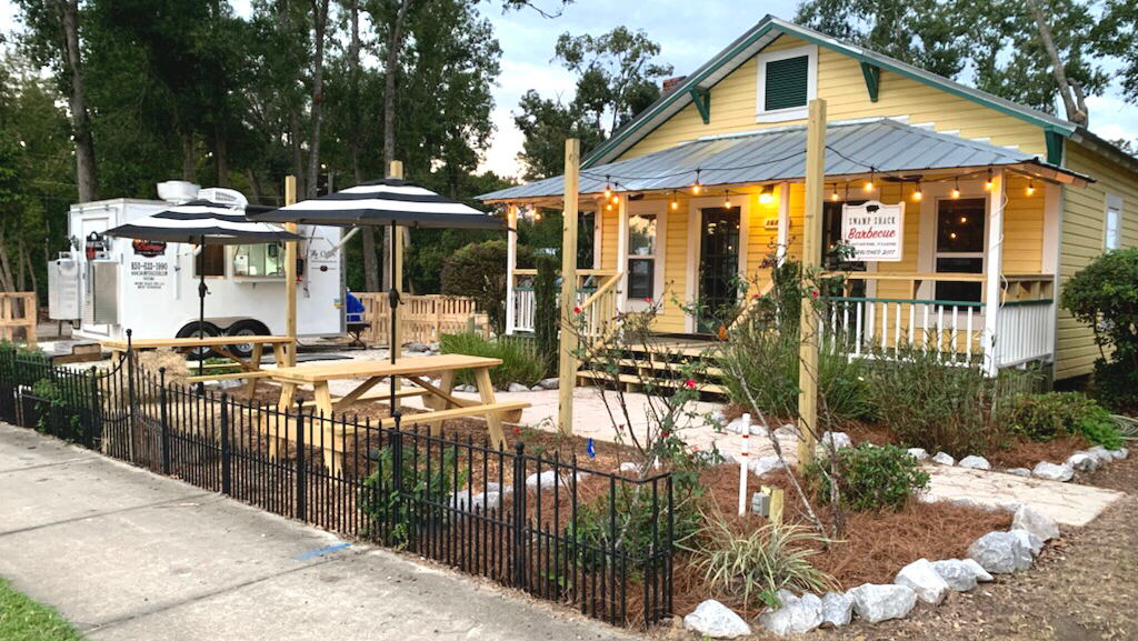 Swamp Shack BBQ | restaurant | 16863 NW Charlie Johns St, Blountstown, FL 32424, USA | 8506331990 OR +1 850-633-1990