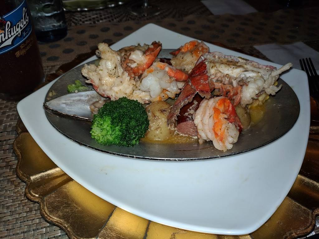 Tangled Up In Blue Restaurant | restaurant | 425 Bench St, Taylors Falls, MN 55084, USA | 6514651000 OR +1 651-465-1000