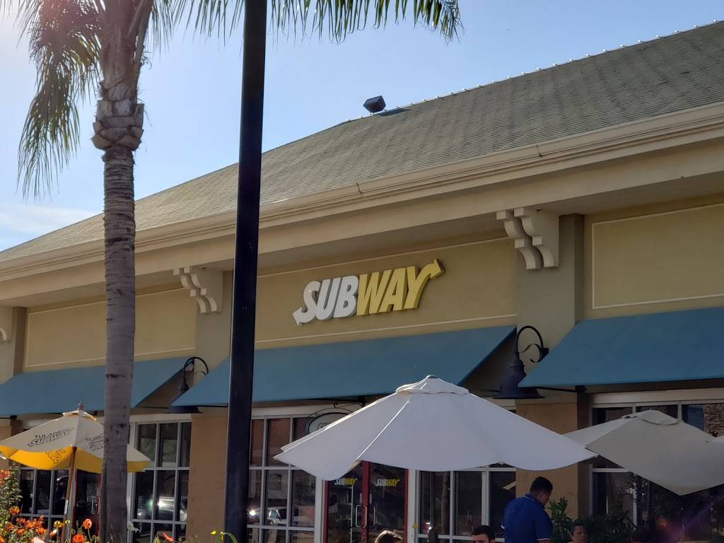 Subway | restaurant | 1665 Retherford St, Tulare, CA 93274, USA | 5596882191 OR +1 559-688-2191