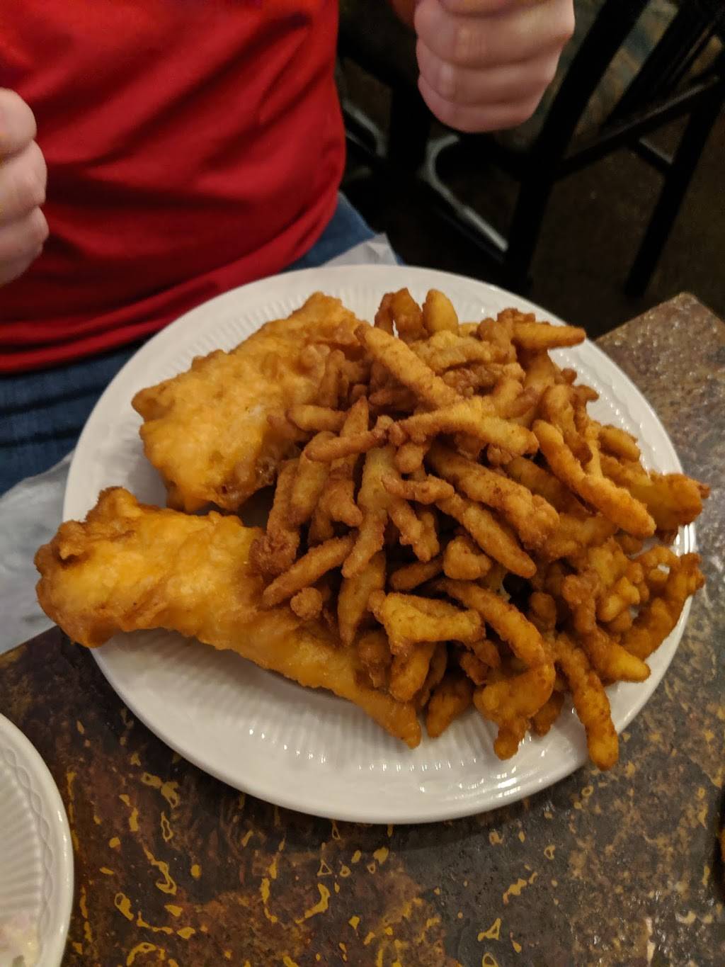 Crossbow Inn | restaurant | 11310 S Saginaw St, Grand Blanc, MI 48439, USA | 8106950720 OR +1 810-695-0720