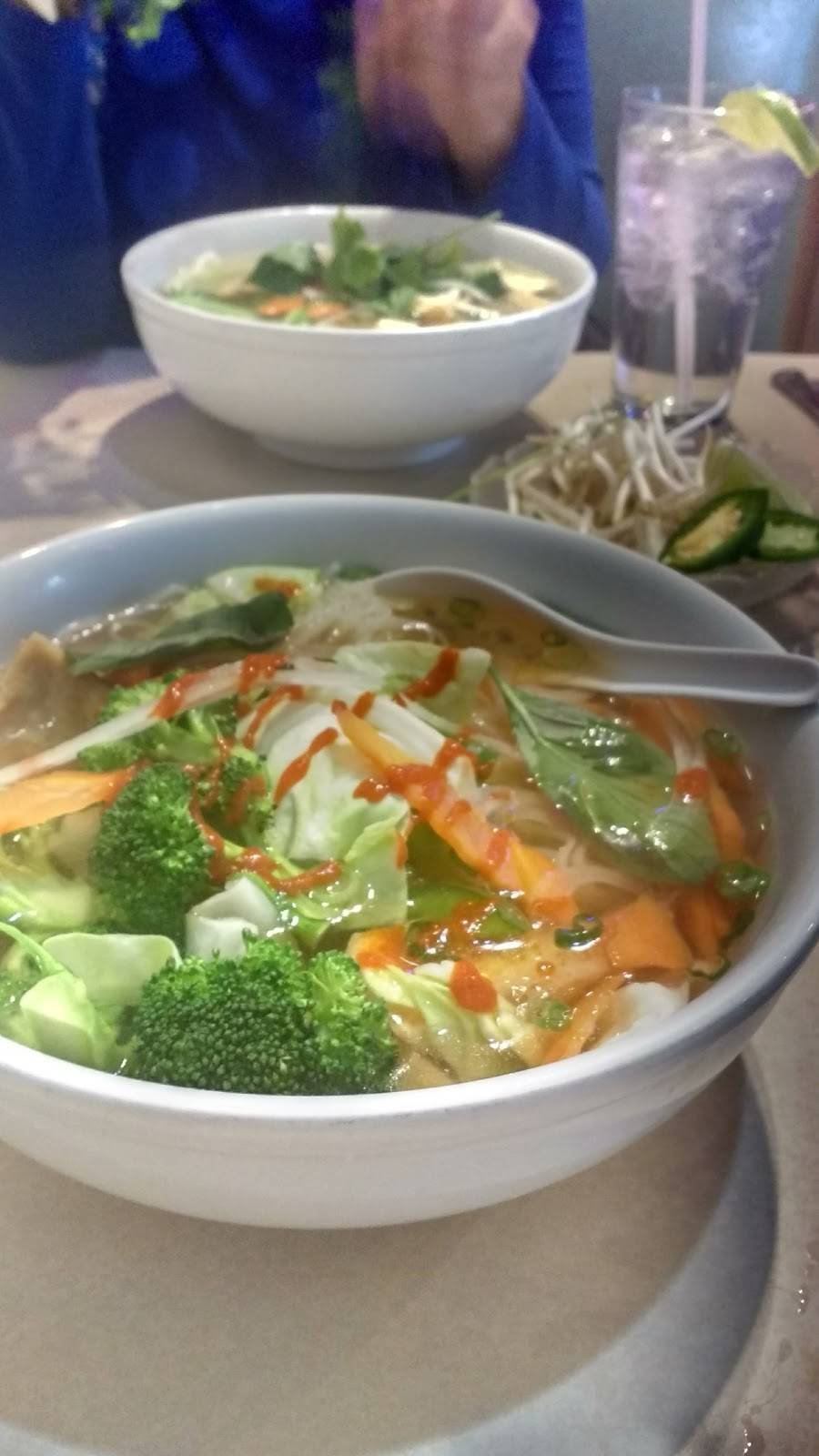 Chan Thai Restaurant | restaurant | 312 W 7th St, Dallas, TX 75208, USA | 2149489956 OR +1 214-948-9956