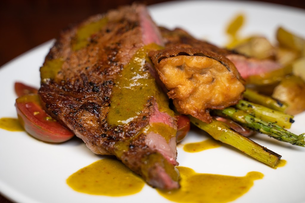 table | restaurant | 575 Cameron Way suite B, North Liberty, IA 52317, USA | 3196652777 OR +1 319-665-2777