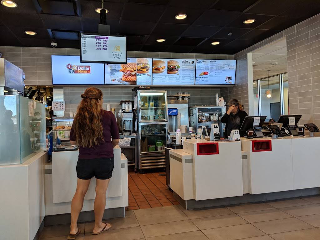 McDonalds | cafe | 310 N Interstate Hwy 35, Round Rock, TX 78664, USA | 5122552451 OR +1 512-255-2451