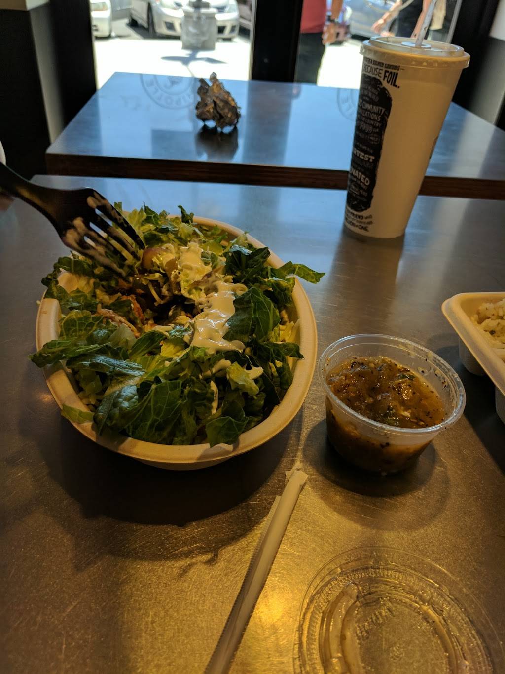 Chipotle Mexican Grill | restaurant | 660 Ventura Blvd Unit 500, Camarillo, CA 93010, USA | 8054820618 OR +1 805-482-0618