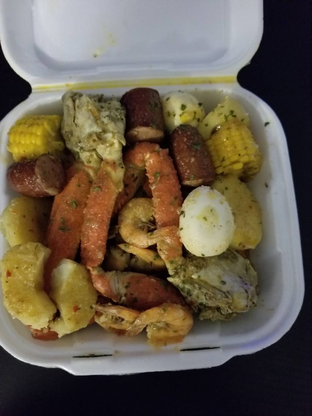 Father & Sons Smoke Til-U-Choke Bar B-Q | restaurant | 1550 FL-7, Lauderhill, FL 33313, USA | 7542165177 OR +1 754-216-5177