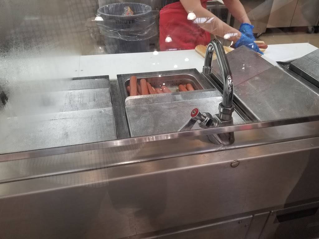 Costco Food Court | restaurant | 9430 Boulevard Taschereau, Brossard, QC J4X 2W2, Canada | 4504444466 OR +1 450-444-4466