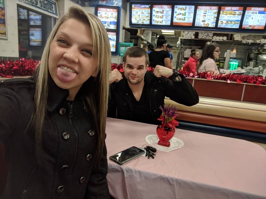 White Castle | restaurant | 1617 Holt Rd, Columbus, OH 43228, USA | 6148534550 OR +1 614-853-4550