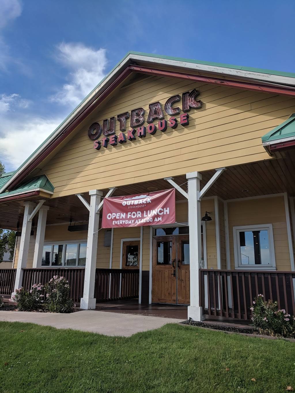 Outback Steakhouse | restaurant | 1243 W March Ln, Stockton, CA 95207, USA | 2099549615 OR +1 209-954-9615