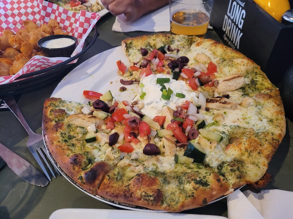 Crown Public House | restaurant | 333 E Jefferson St, Phoenix, AZ 85004, USA | 6023684344 OR +1 602-368-4344