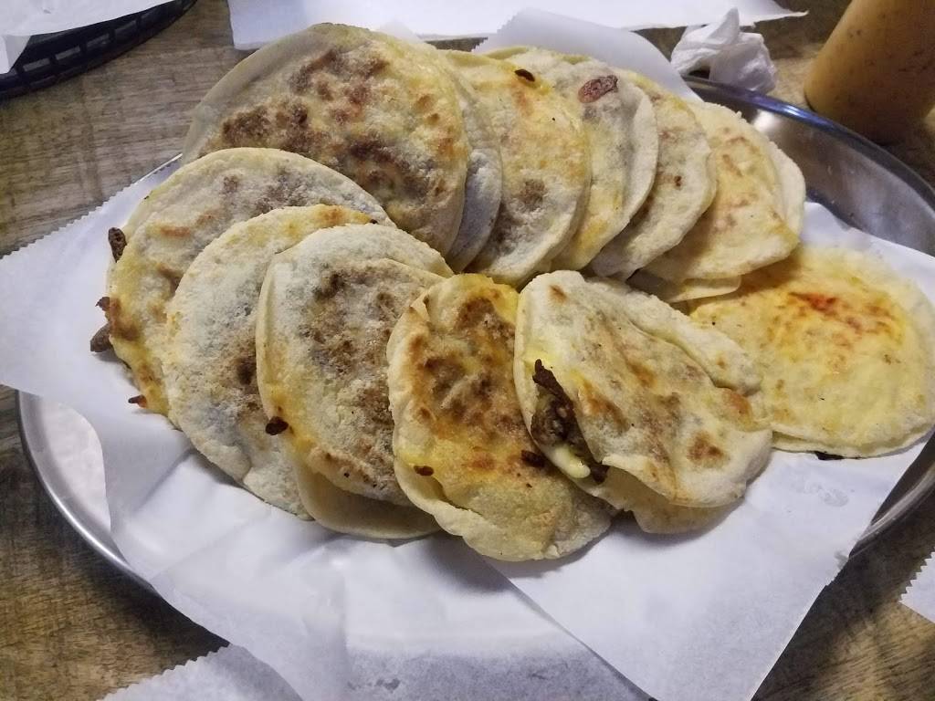 Las Gorditas De Don Angel | restaurant | 3000 S Laramie Ave, Cicero, IL 60804, USA | 7087807433 OR +1 708-780-7433