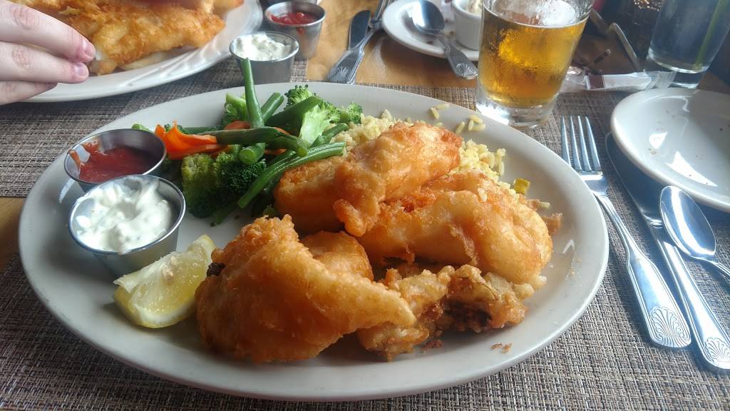 Harbor Hut | restaurant | 1205 Embarcadero, Morro Bay, CA 93442, USA | 8057722255 OR +1 805-772-2255