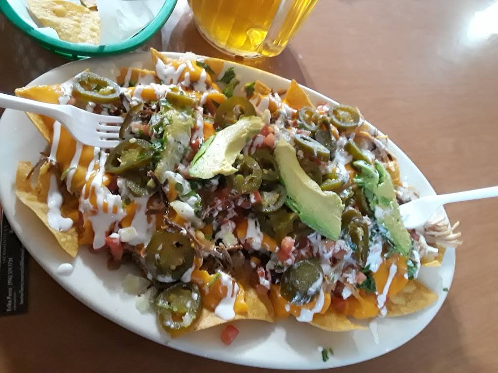 Los Primoz | restaurant | Northgate Shopping Center, 2502, 2425, Northgate Blvd, Sacramento, CA 95833, USA | 9169293400 OR +1 916-929-3400