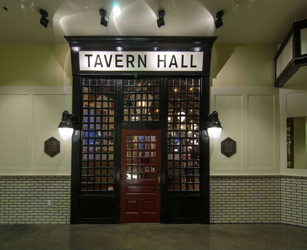 Tavern Hall | restaurant | 505 Bellevue Square, Bellevue, WA 98004, USA | 4254547500 OR +1 425-454-7500